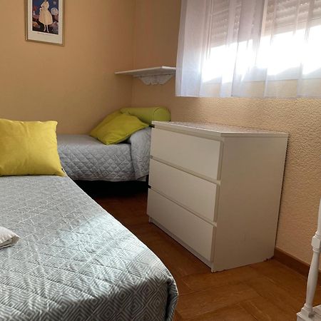 Appartamento Familia Anfitriona Acoge Siviglia Esterno foto