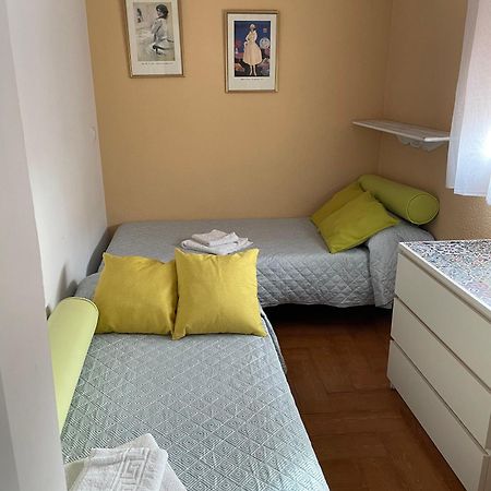 Appartamento Familia Anfitriona Acoge Siviglia Esterno foto